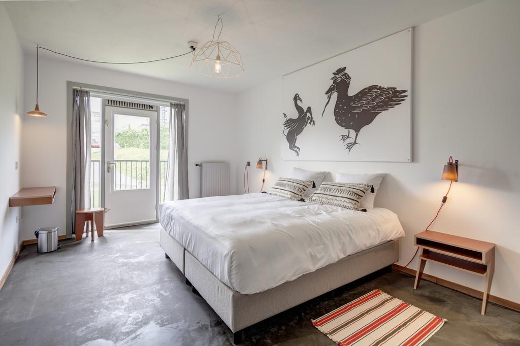 Bed And Breakfast Zuid Oost Heesterveld / Bnb Zoh Амстердам Стая снимка